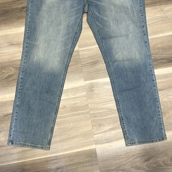 Levi’s Athletic taper big and tall size 48 x 34 Jens NEW NWT - Picture 4 of 10